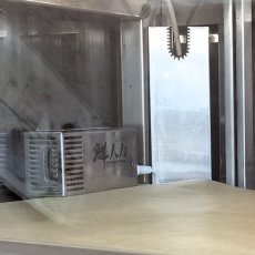 画像2: オーニット 業務冷蔵庫用低濃度オゾン除菌脱臭機 鮮人力 (標準タイプ SR-080/スーパー SR-160) - 冷蔵庫・ショーケースの除菌・消臭・鮮度保持【代引不可】 (2)