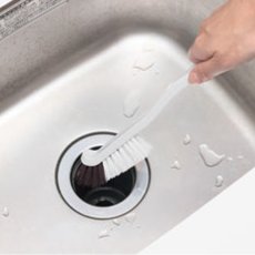 画像2: 山崎産業 コンドル 排水口ブラシ - 先端カーブで奥の汚れまで届く汚れまで届く (2)