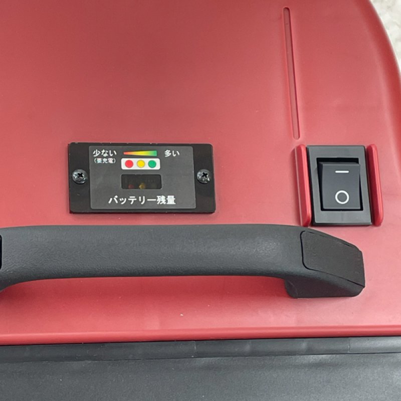 【店頭引取限定】【美品】ペンギンワックス コードレスウェットバキューム 110,000円(税込) 予約受付中□5月11日発売予定】ペンギンワックス コードレスウェット