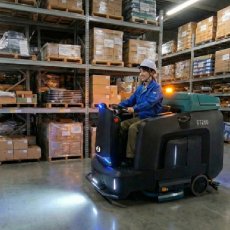 画像3: 【リース契約可能】蔵王産業 スクラブメイト GT260Li - 18インチ バッテリー駆動式 搭乗式自動床洗浄機【代引不可・個人宅配送不可】 (3)